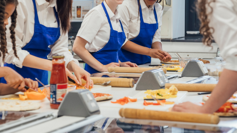 4-H cooking club